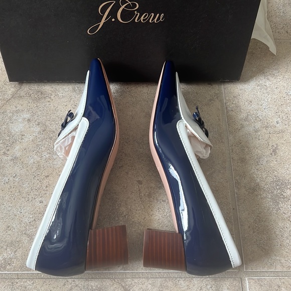 J. Crew Patent Bow Loafer Pump - Picture 5 of 7